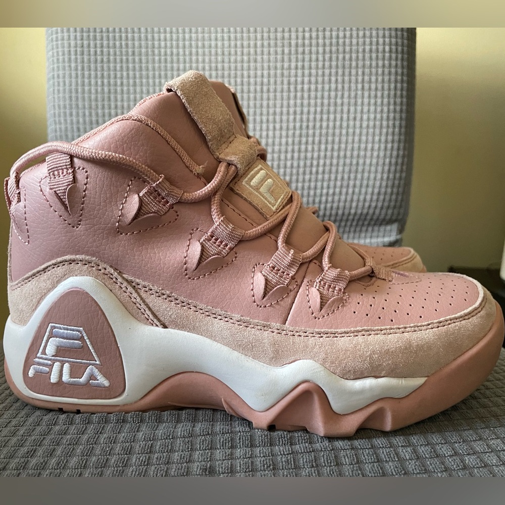 Size 6 Pink Fila’s